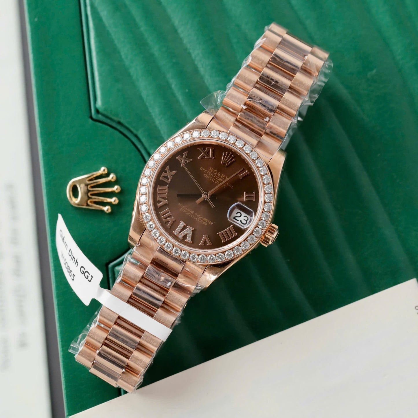 Rolex DateJust Women’s Copies Watch Diamonds Moissanite + 18K Gold Wrapped 31mm