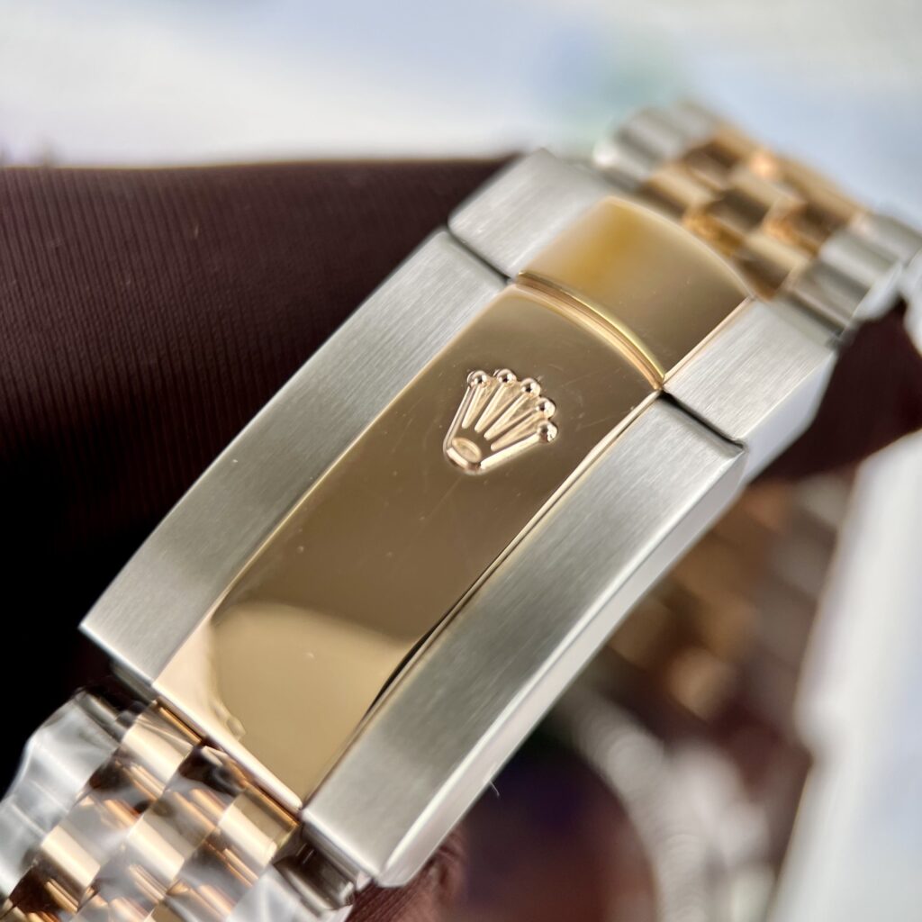 Rolex DateJust 126331 Replica – Mother of Pearl Dial – Gold Wrapped – GM Factory 41mm