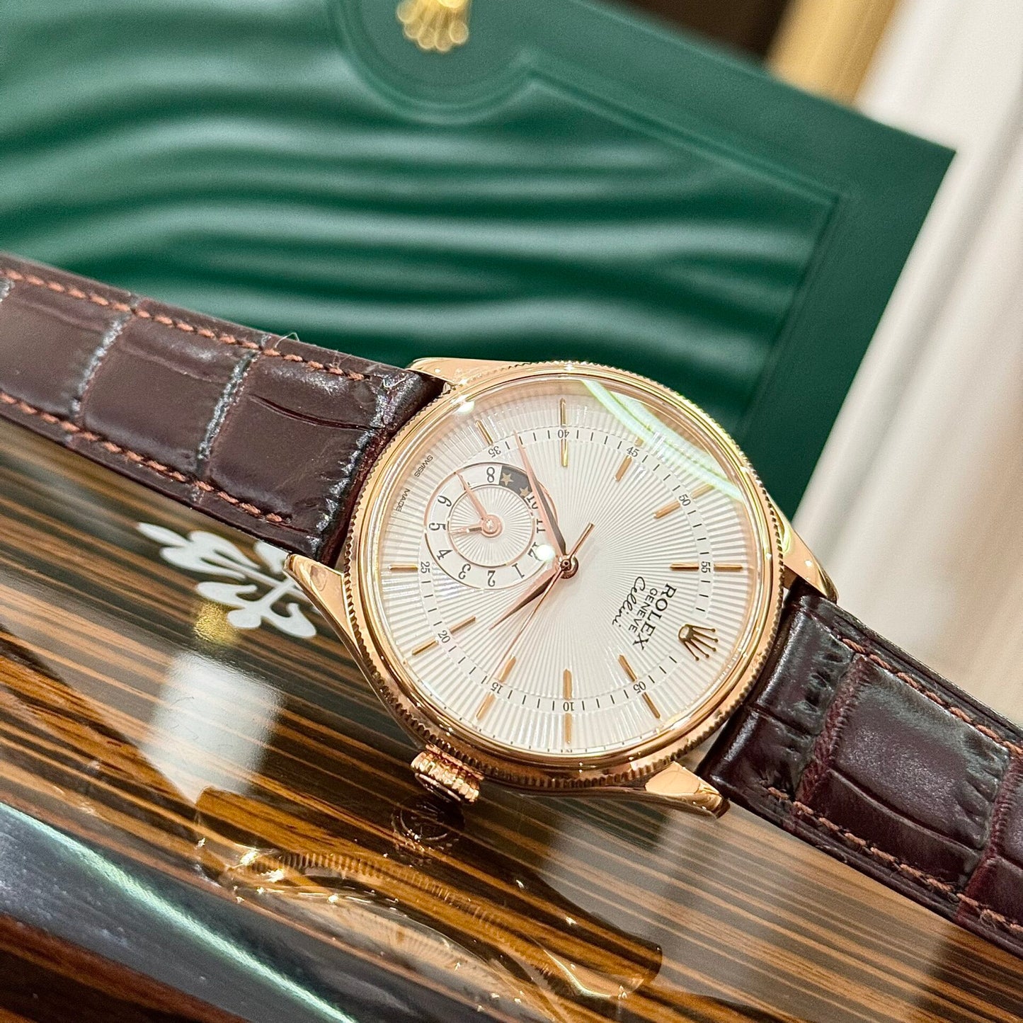 Rolex Cellini 50525 Replica Watch Rose Gold Brown Strap 39mm