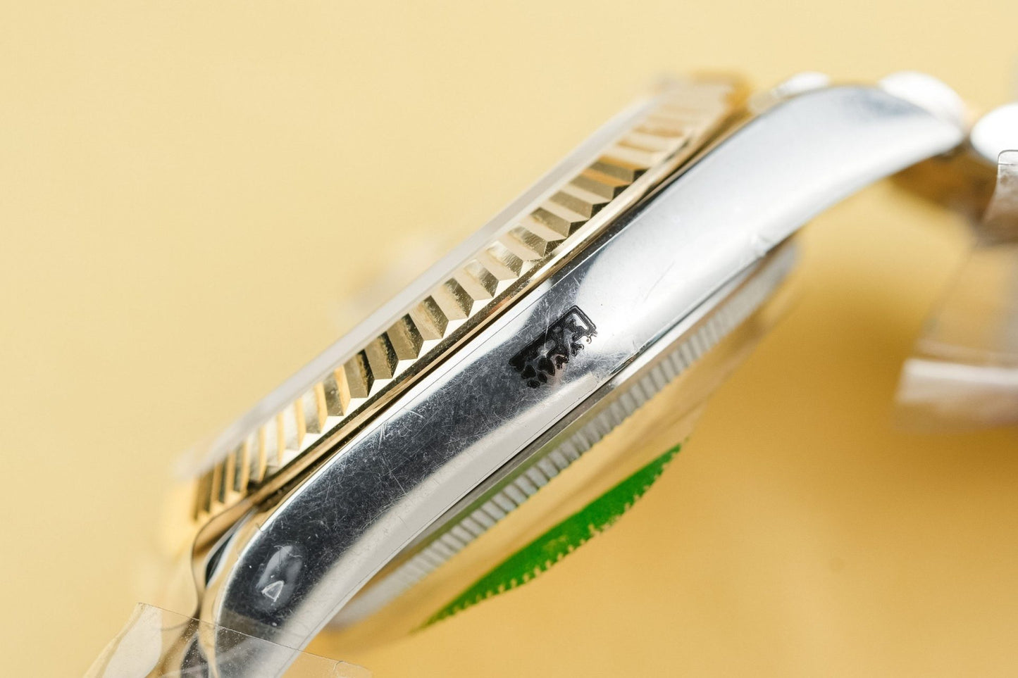 Rolex Best Replica Watch DateJust 126233 Yellow Champagne Fluted Dial Gold Wrapped  36mm Clone