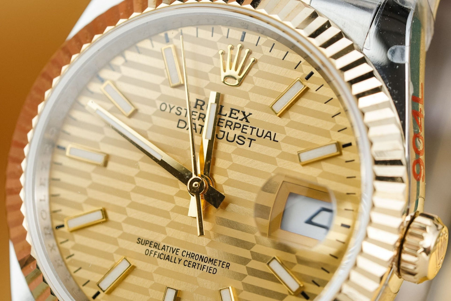Rolex Best Replica Watch DateJust 126233 Yellow Champagne Fluted Dial Gold Wrapped  36mm Clone