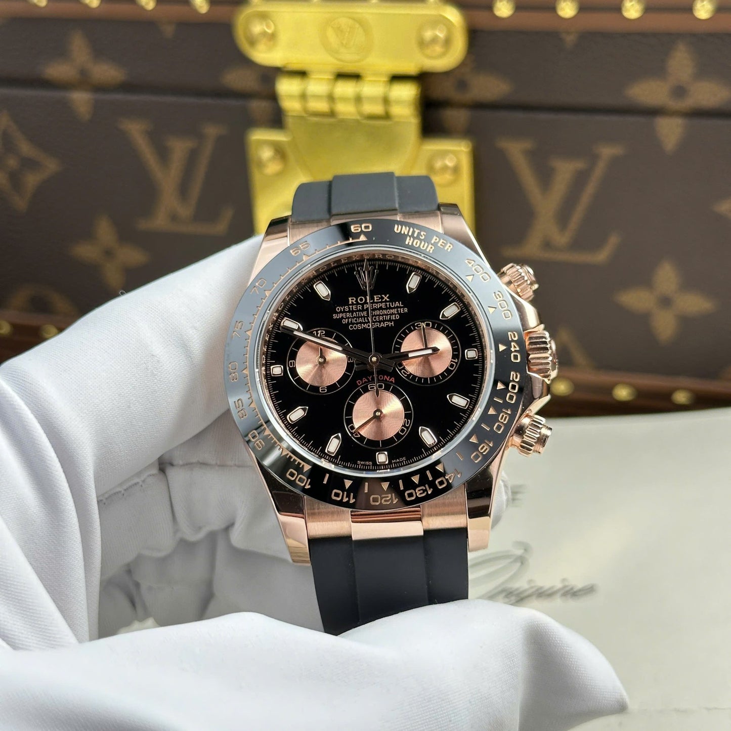 Rolex Cosmograph Daytona 116515LN Black Dial Replic Watch Gold Wrapped 40mm