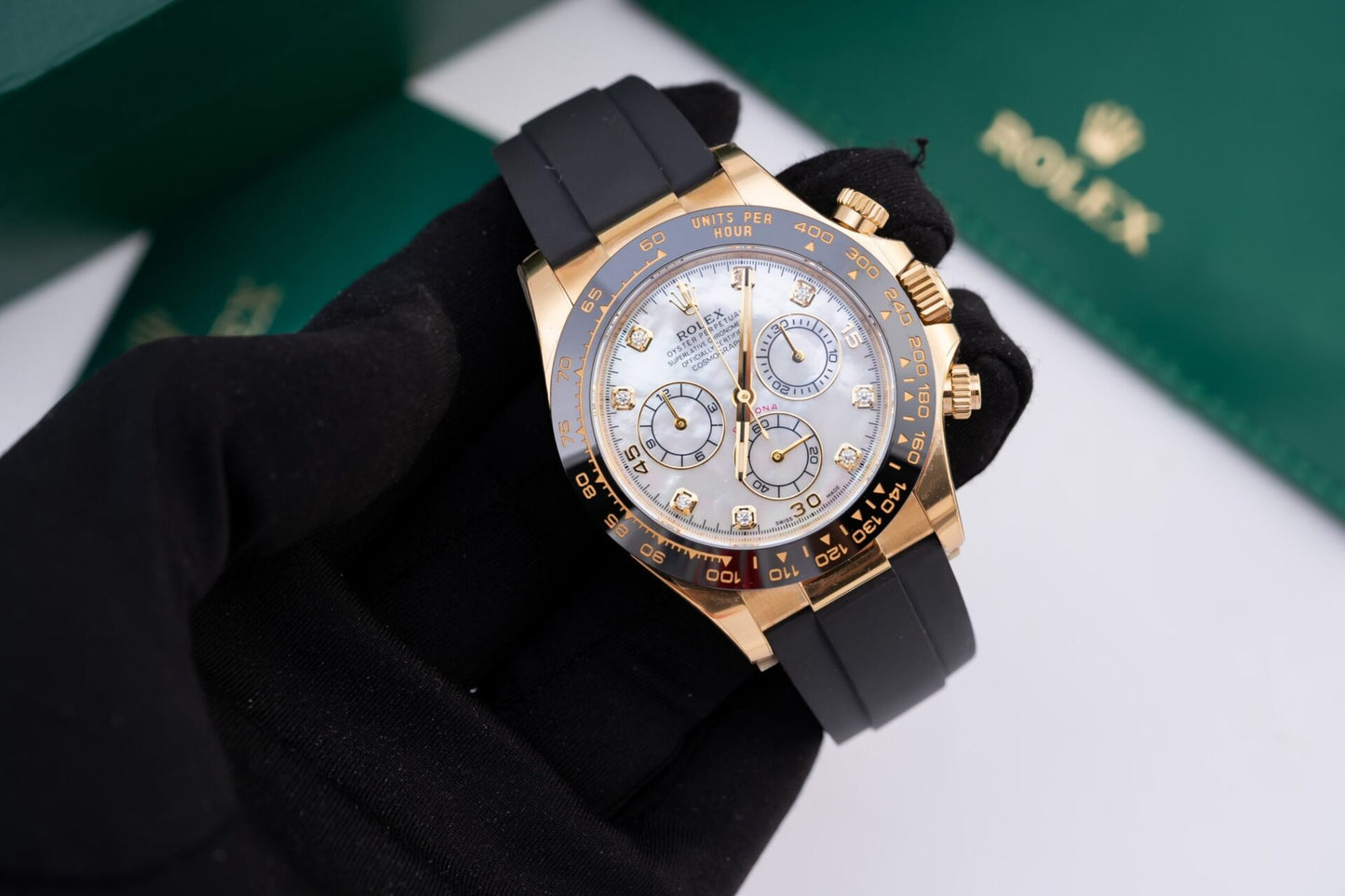 Rolex Cosmograph Daytona Custom Mother Of Pearl & Moissanite Diamonds Dial 40mm Clone