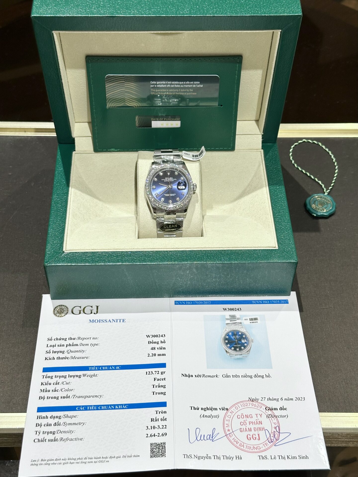 Rolex DateJust Replica Watch With Moissanite Diamond Blue Dial Clean Factory 41mm