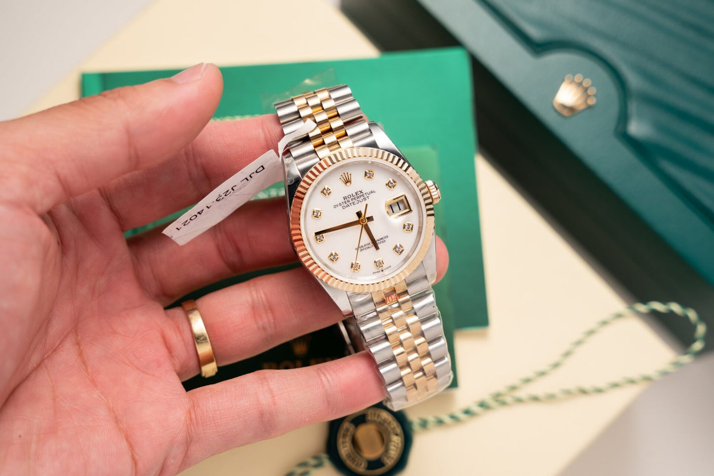 Rolex Best Replica Watch DateJust Mother Of Pearl Dial Gold Wrapped GM Factory 36mm