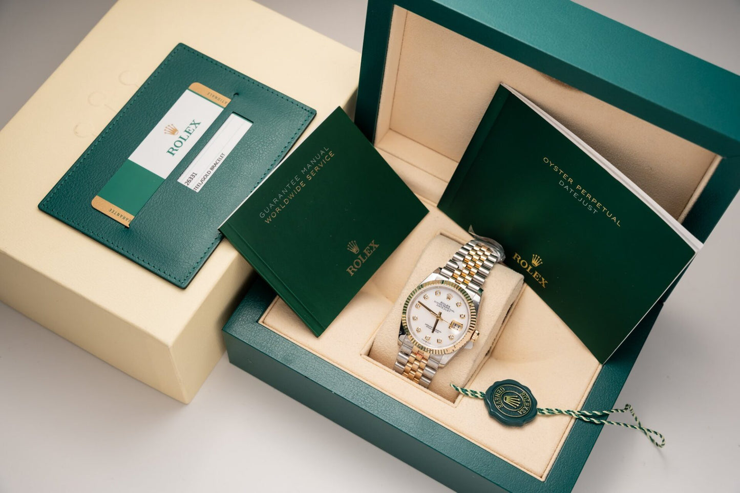 Rolex Best Replica Watch DateJust Mother Of Pearl Dial Gold Wrapped GM Factory 36mm