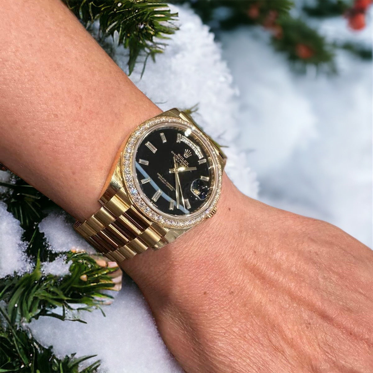 Rolex Day-Date 228238 Replica Watch 18K Gold Wrapped Moissanite Bezel GM 40mm