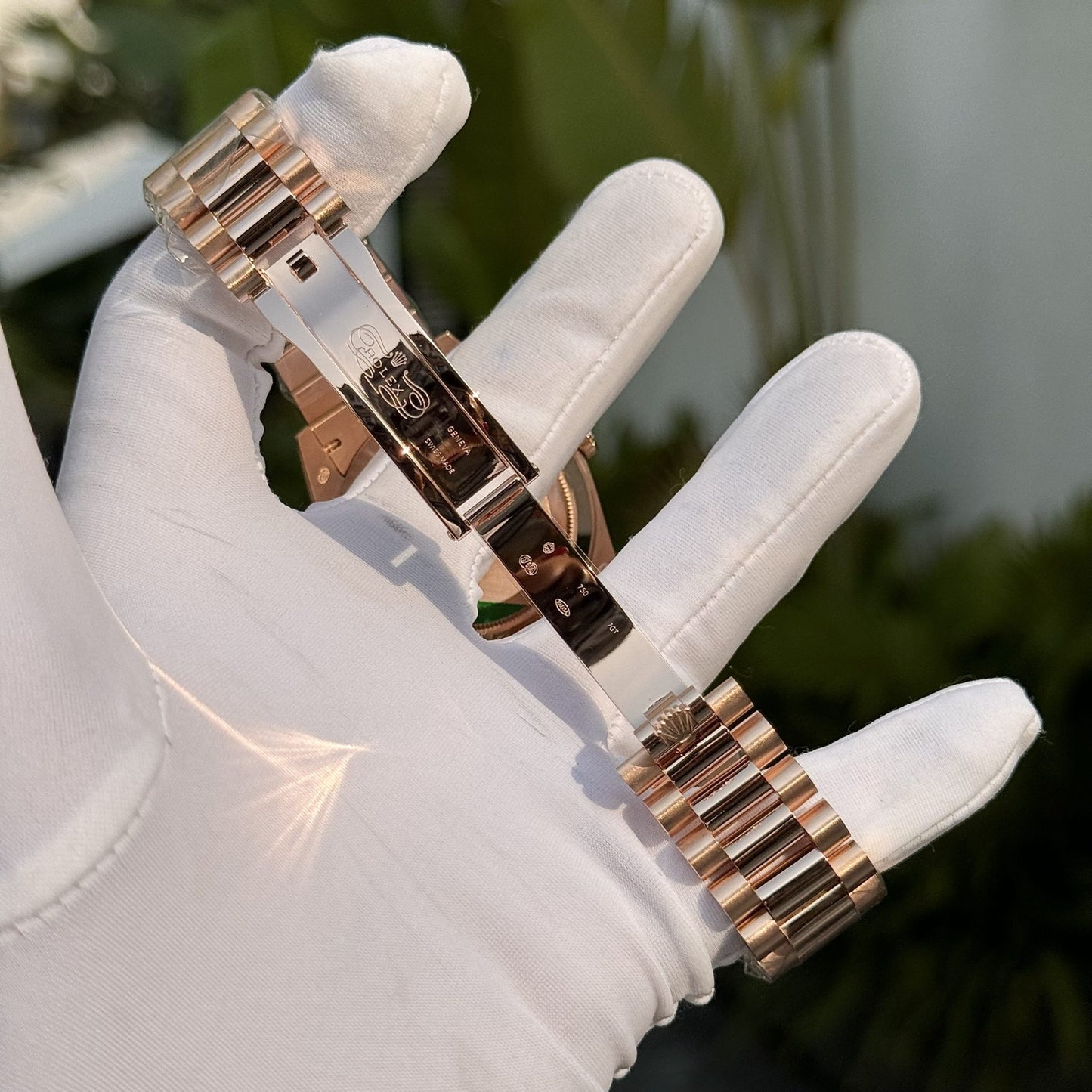 Rolex Replica Watch Day-Date Custom Gold Wrapped Moissanite Diamonds Dial Chocolate GM Factory 40mm