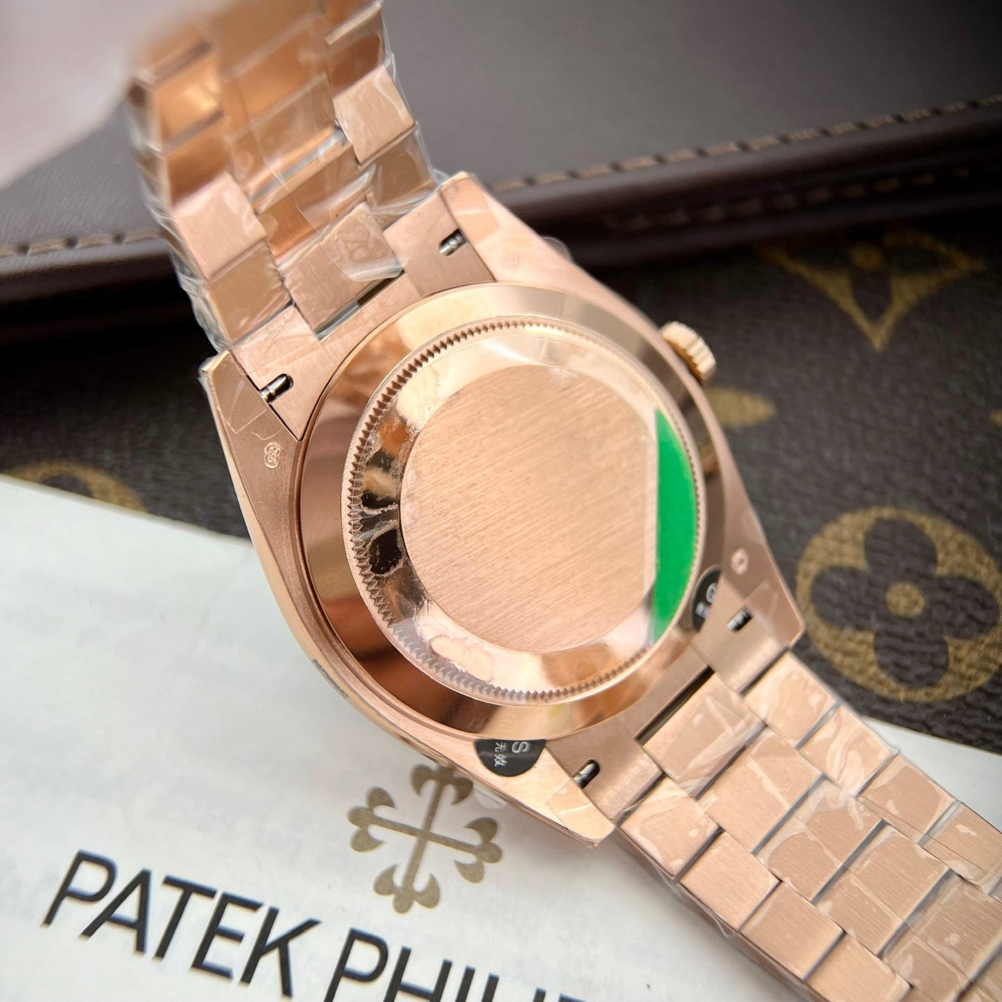 Rolex Replica Watch Day-Date Gold Wrapped Moissanite Diamonds Eisenkiesel Dial GS Factory 40mm