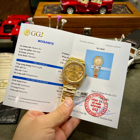 Rolex Day-Date Yellow Dial Custom Moissanite Diamonds 40mm Clone