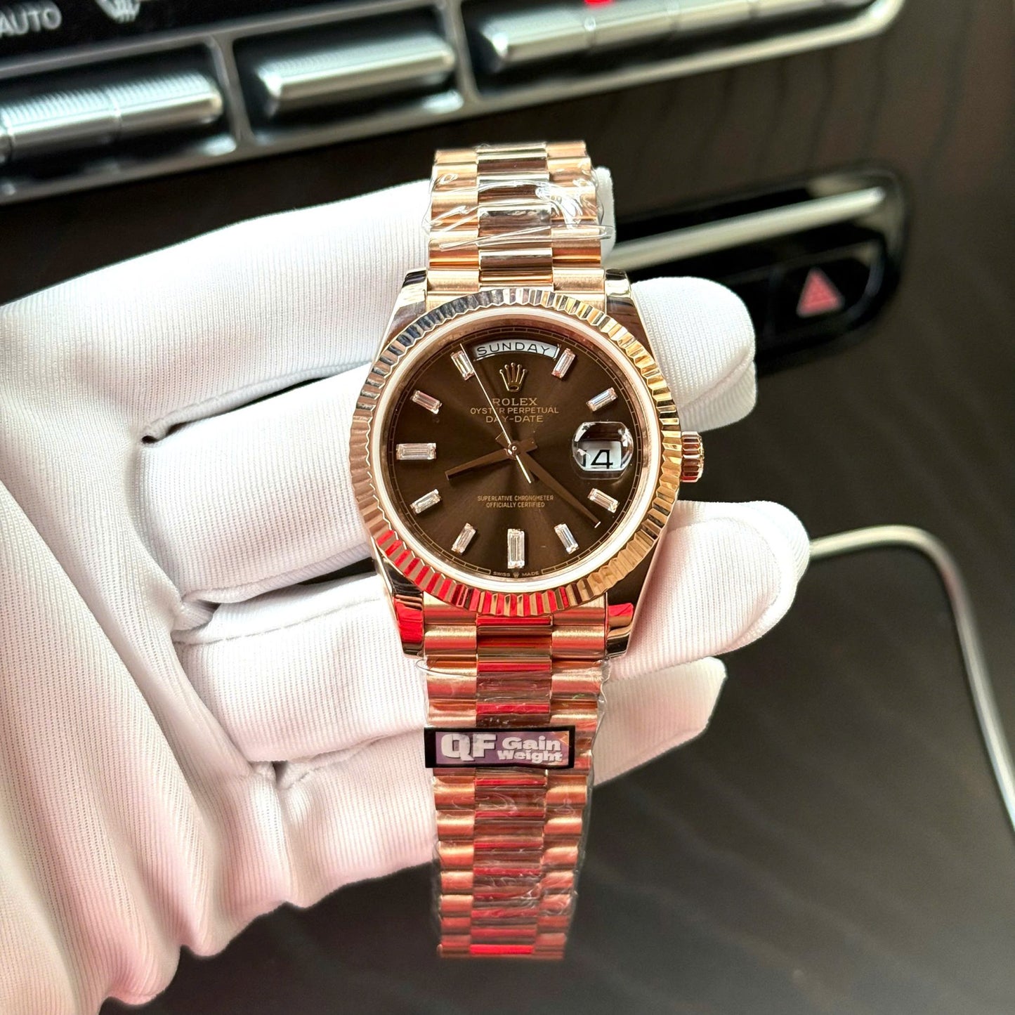 Rolex Day-Date Dial Chocolate Copies Watch 18K Gold Wrapped  QF 40mm