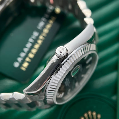 Rolex Replica Watches Day-Date Mother Of Pearl Dial 40mm Clone
