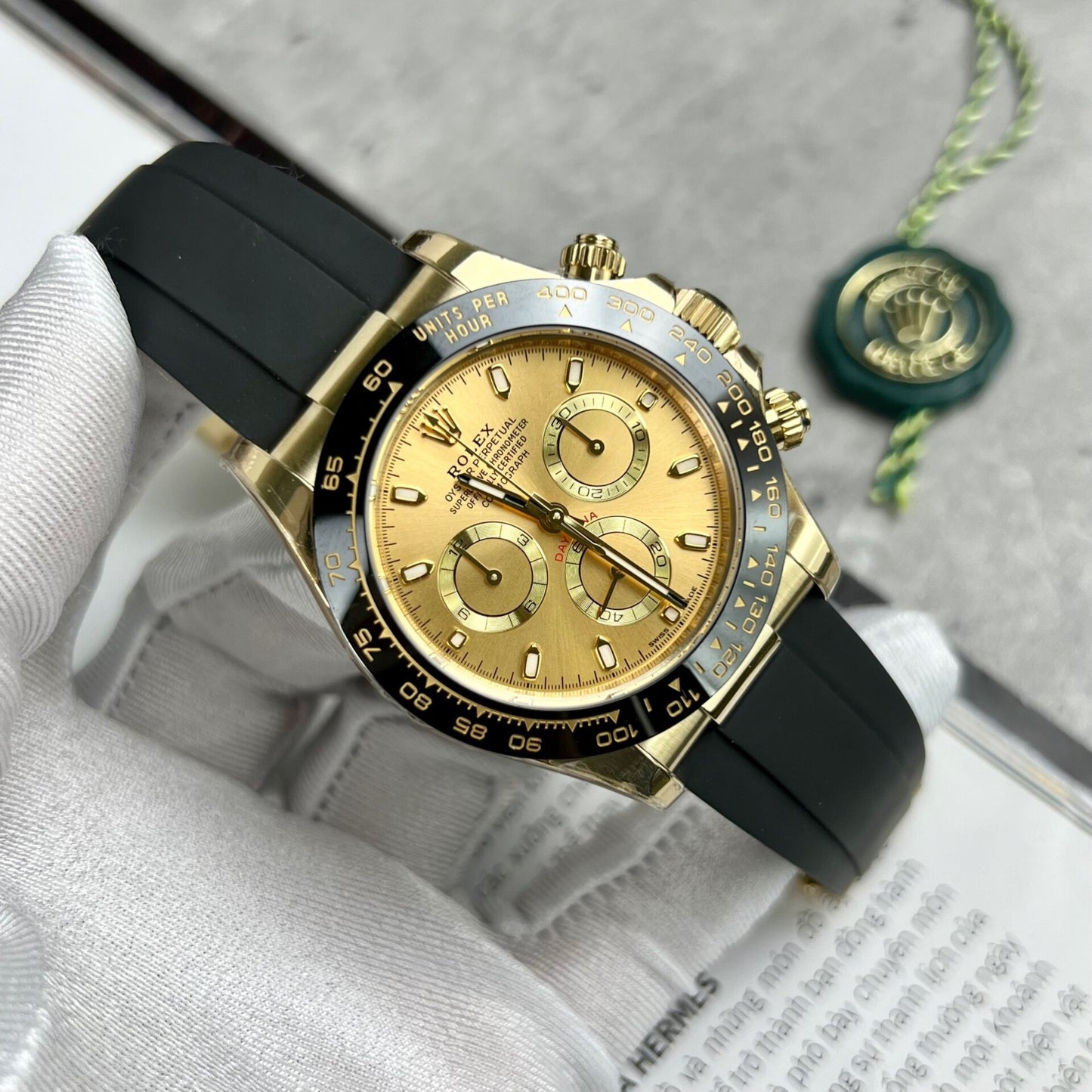 Rolex Daytona 116518LN Replica 11 Watch Yellow Gold Dial BT Factory 40mm