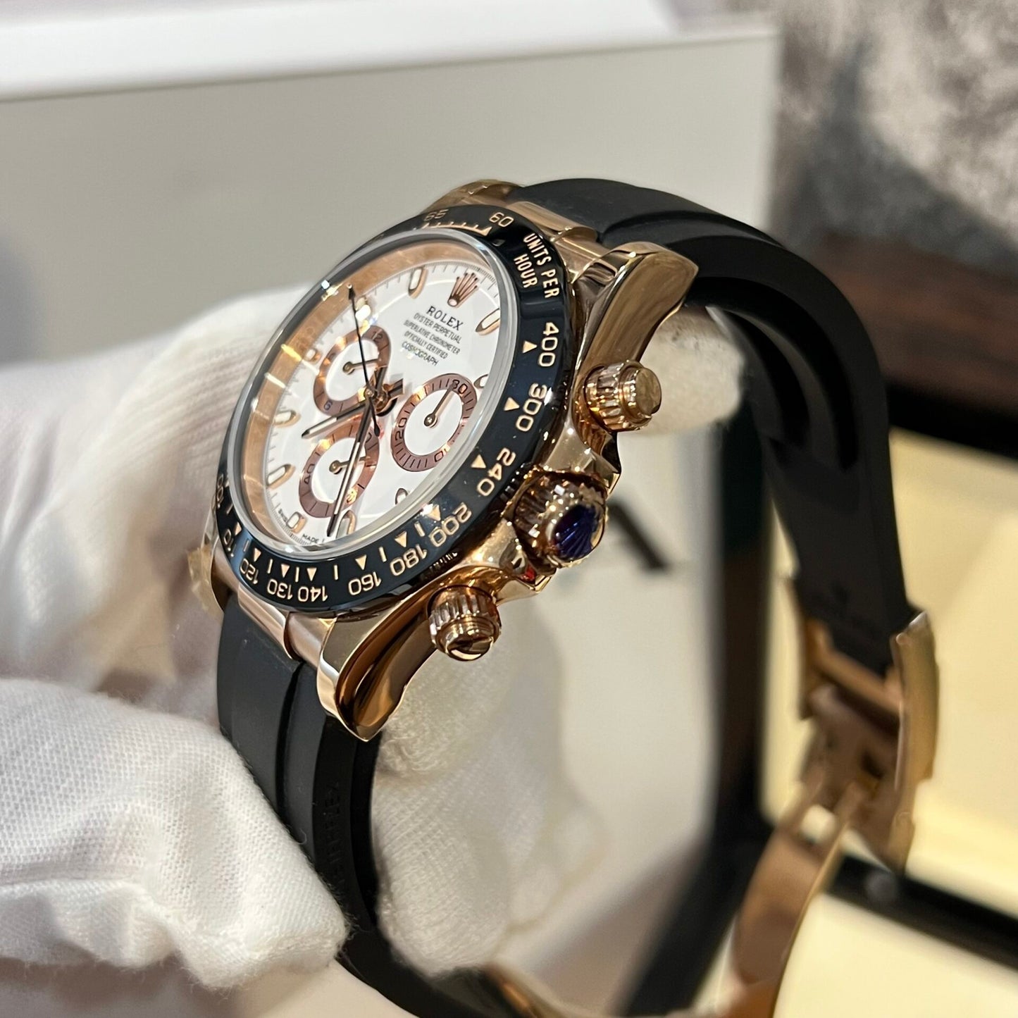 Rolex Daytona Replica Watch White Dial Rubber Strap BT Factory 40mm