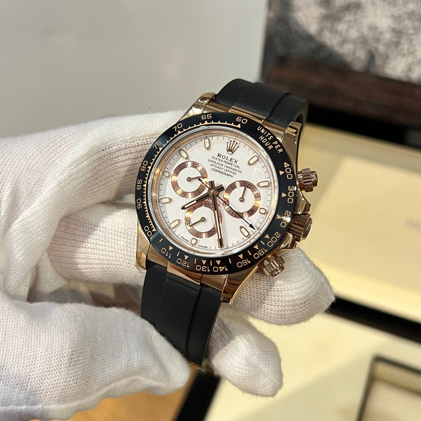 Rolex Daytona Replica Watch White Dial Rubber Strap BT Factory 40mm