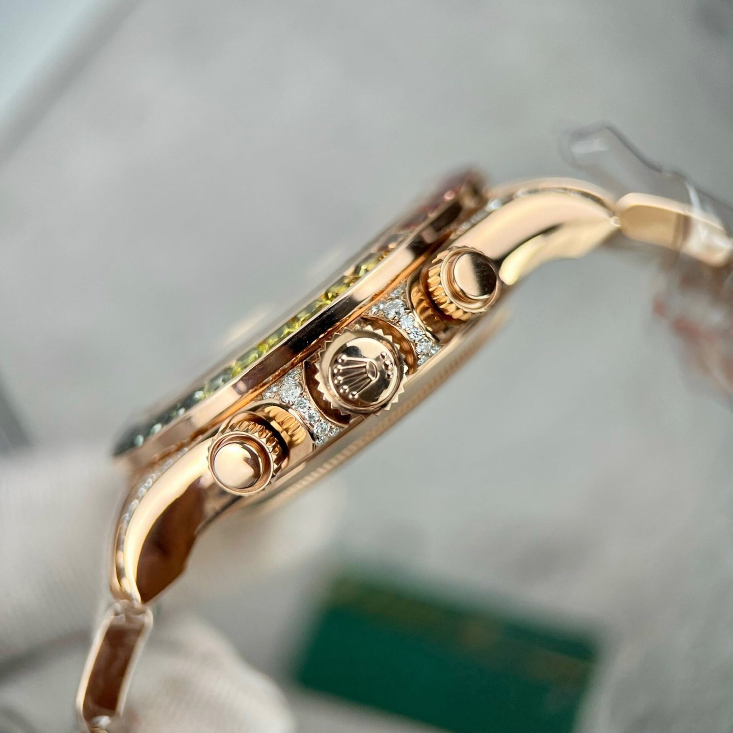 Rolex Daytona Rainbow 116595RBOW Best Replica Watch Gold Wrapped Moissanite Diamond 40mm Clone