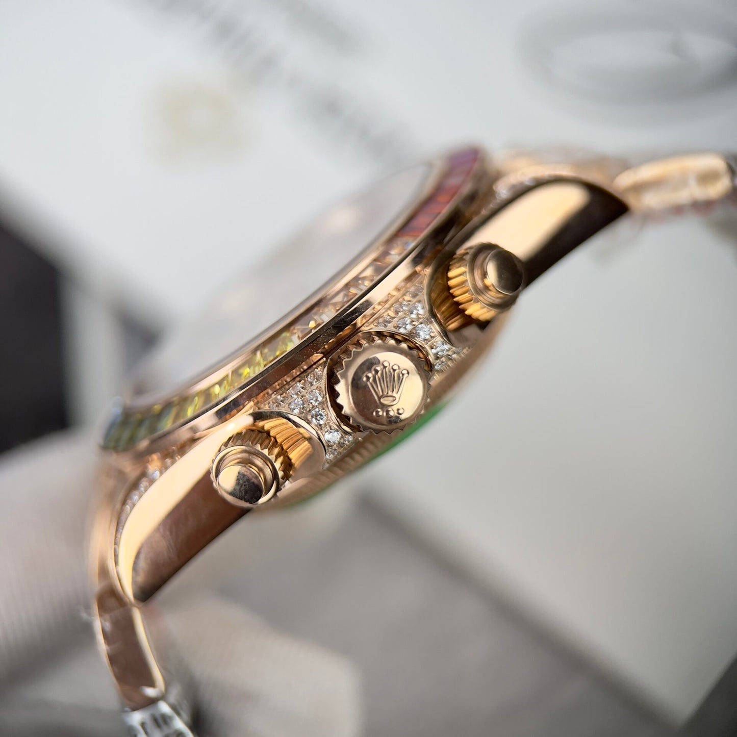 Rolex Daytona Rainbow Best Replica Watch Full Diamond 40mm Clone