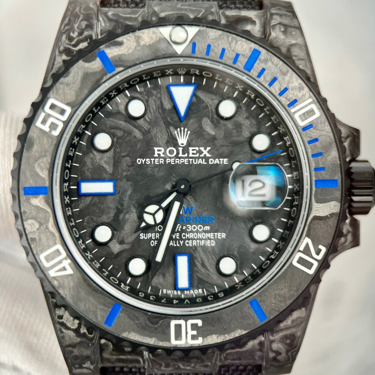 Rolex GMT-Master II Diw Replica 11 Watch Carbon Ultra Light 40mm Clone