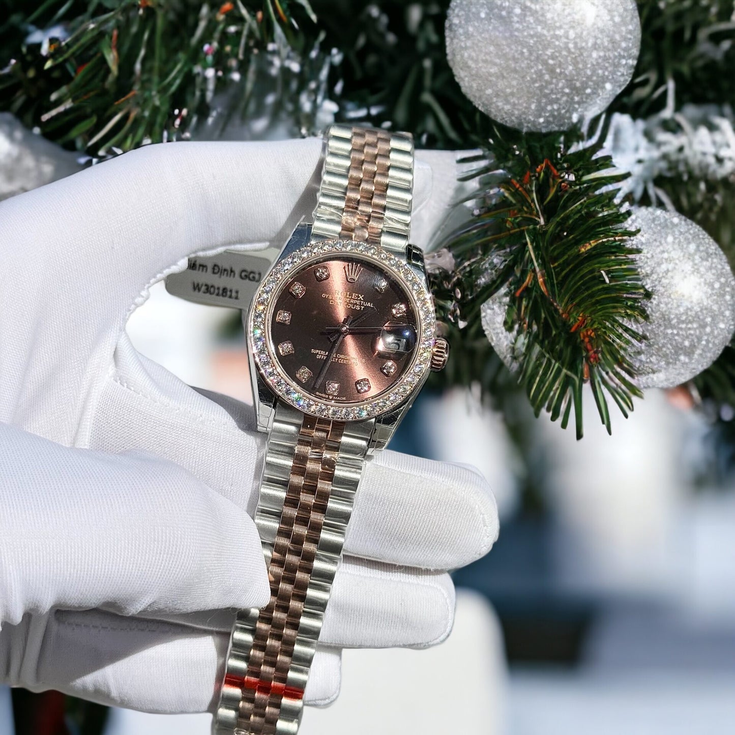 Rolex Replica Watch DateJust Chocolate Dial Custom Benzel Moissanite Diamonds 31mm Clone