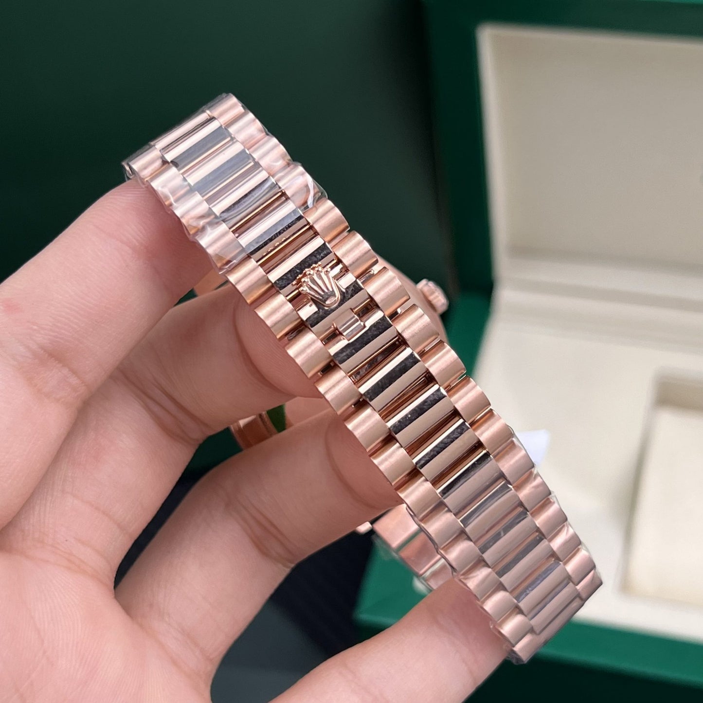Rolex Day-Date Replica Gold Wrapped GM Factory 40mm