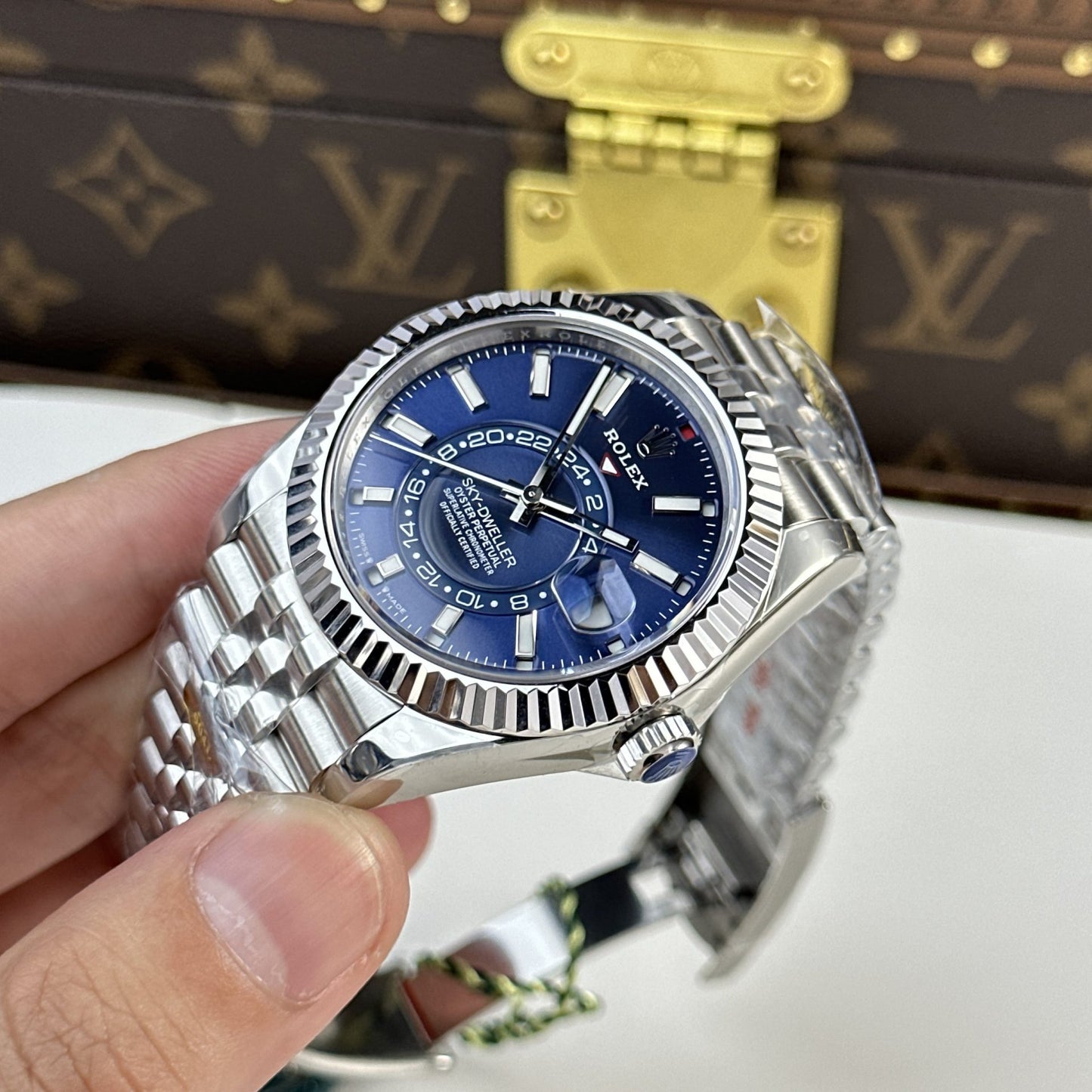 Rolex Sky-Dweller 42mm Replica – Blue Dial – Jubilee Strap – 326934 Clone