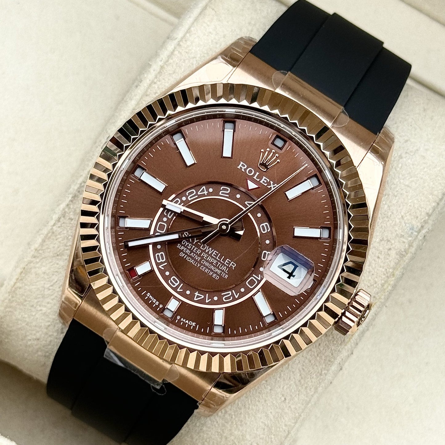 Rolex Sky-Dweller 336235 Chocolate Dial Rubber Strap 42mm Clone