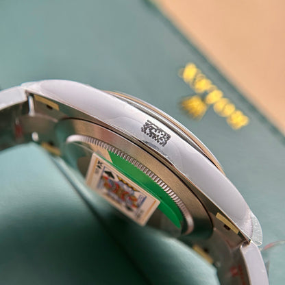 Rolex Oyster Perpetual 124300 Yellow Dial Replica Watch Factory 41mm