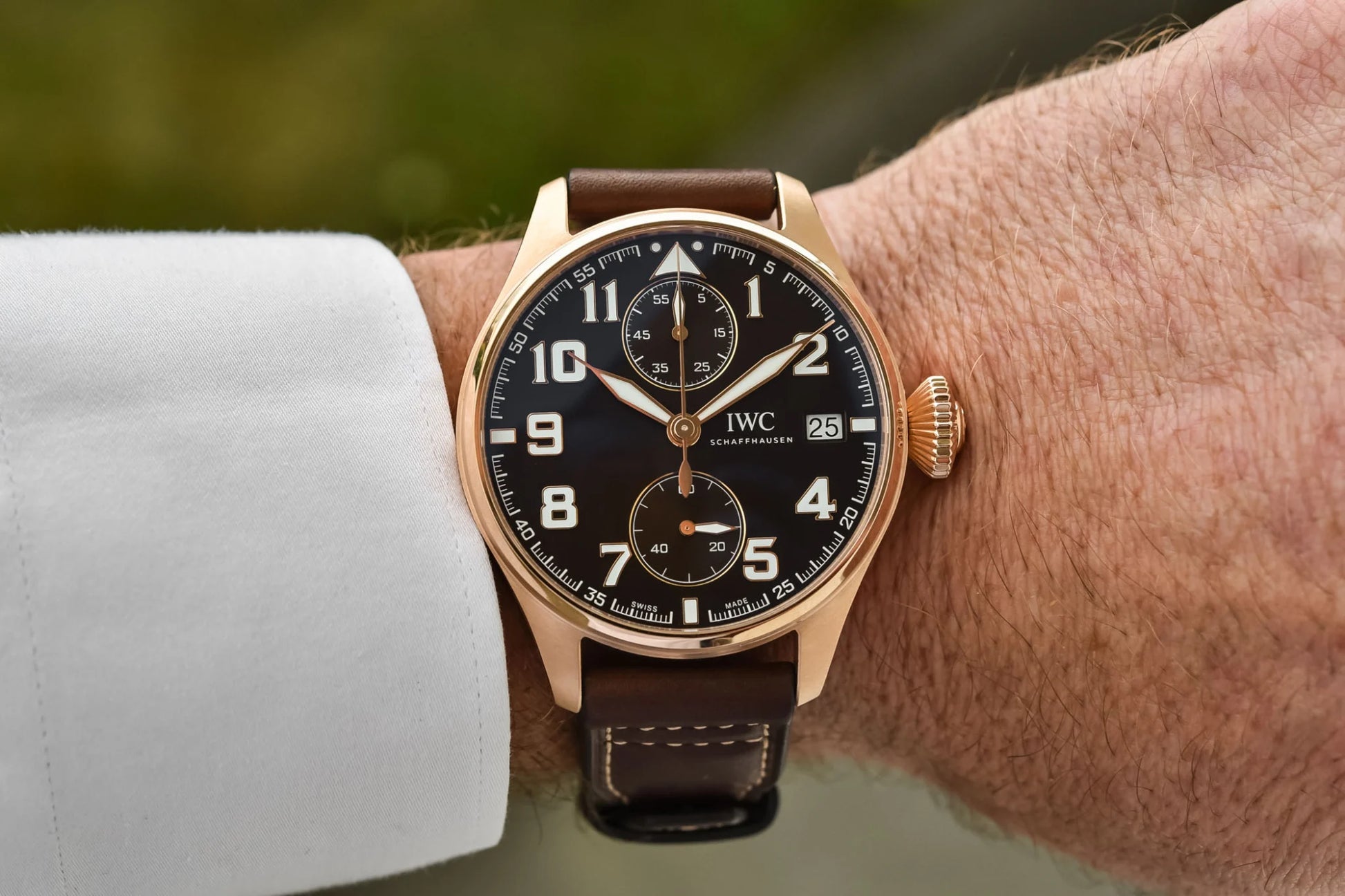 IWC Big Pilot’s Watch Monopusher Saint Exupéry φορεμένο στο χέρι