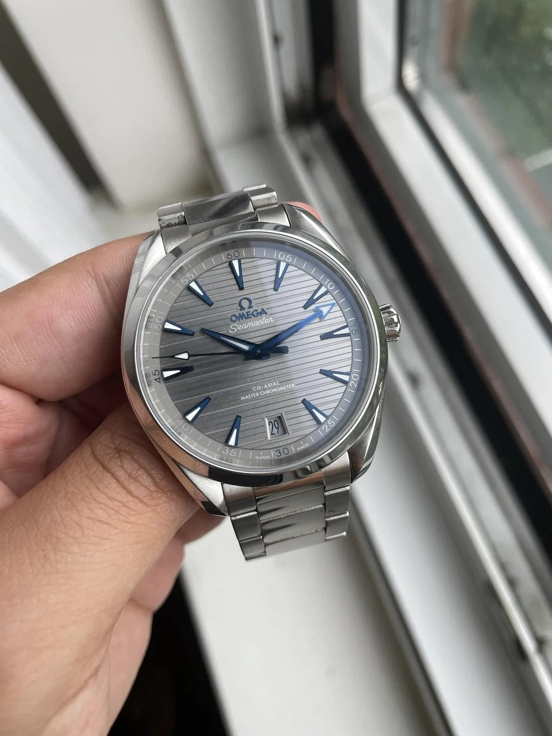 Stainless Steel Omega Aqua Terra 41mm Master Chronometer Grey Dial Luxury Timepiece