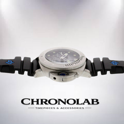 Panerai Luminor Submersible PAM00371 replica automatic watch side profile crown guard rubber strap – chronolab.gr