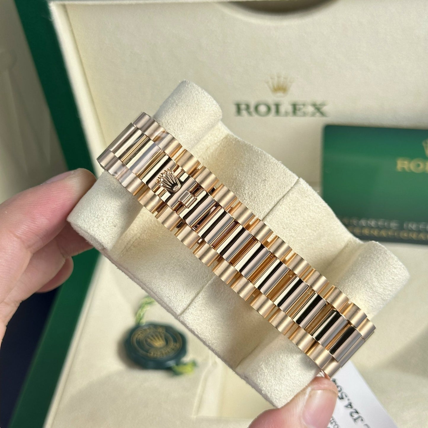 Rolex Best Replica Watch Day-Date 228235 Eisenkiesel Dial 18K Gold Wrapped GMF 40mm