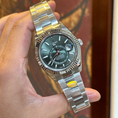 Rolex Sky Dweller 326935 Replica Watch Green Dial Noob Factory 42mm