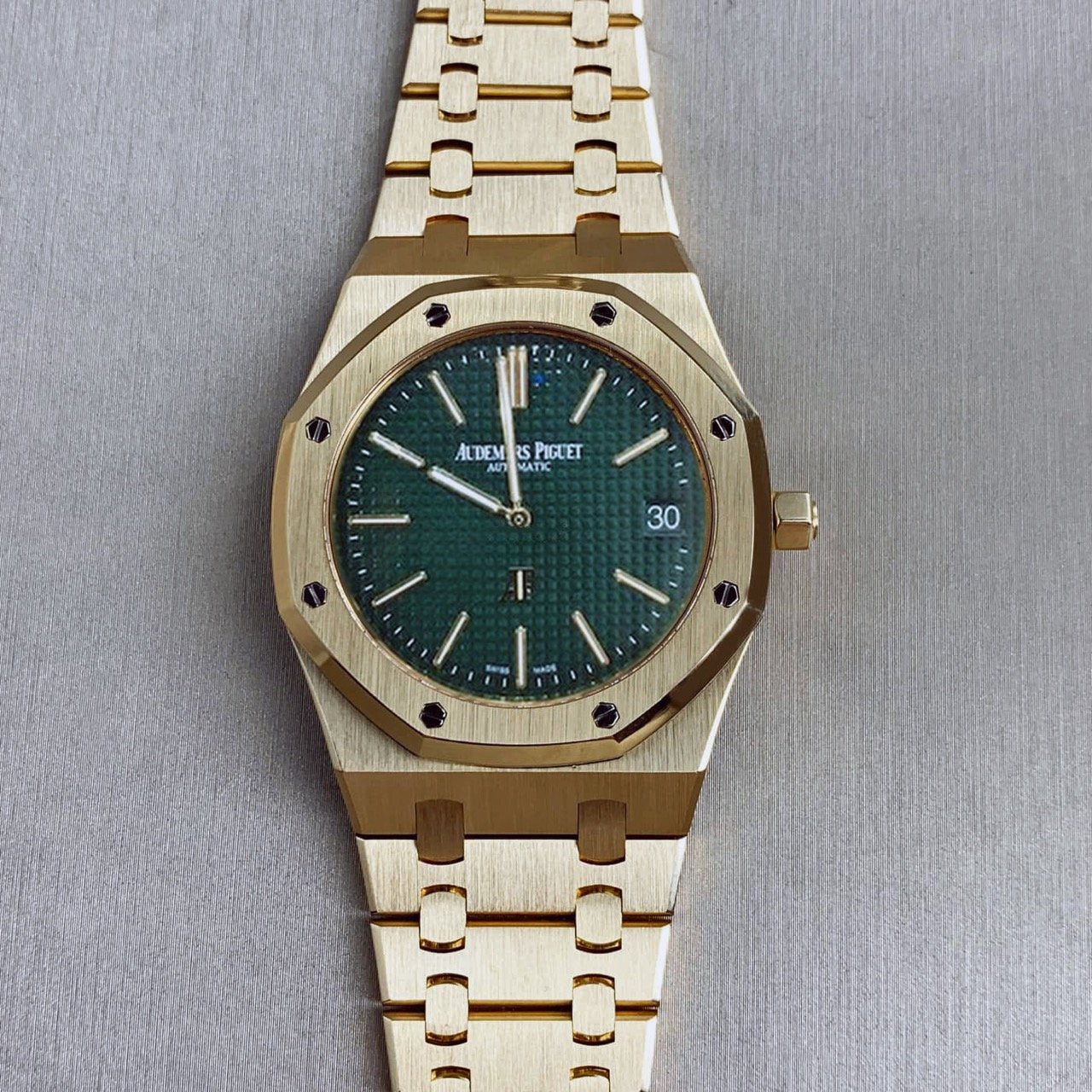 Audemars Piguet 15400OR.OO.1220OR.03 Royal Oak Selfwinding