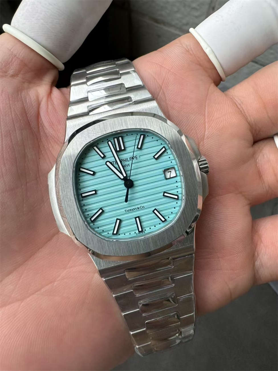 Nautilus Ref. 5711/1A-018 "Tiffany & Co."  Men's Automatic 40mm Swiss Clone DDF 5711