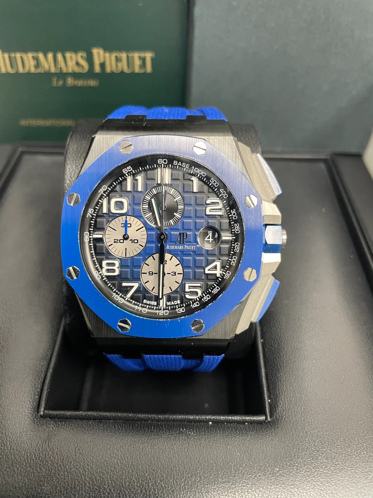 Royal Oak Offshore Self-winding Chronograph Ref. 26405CE.OO.A030CA.01