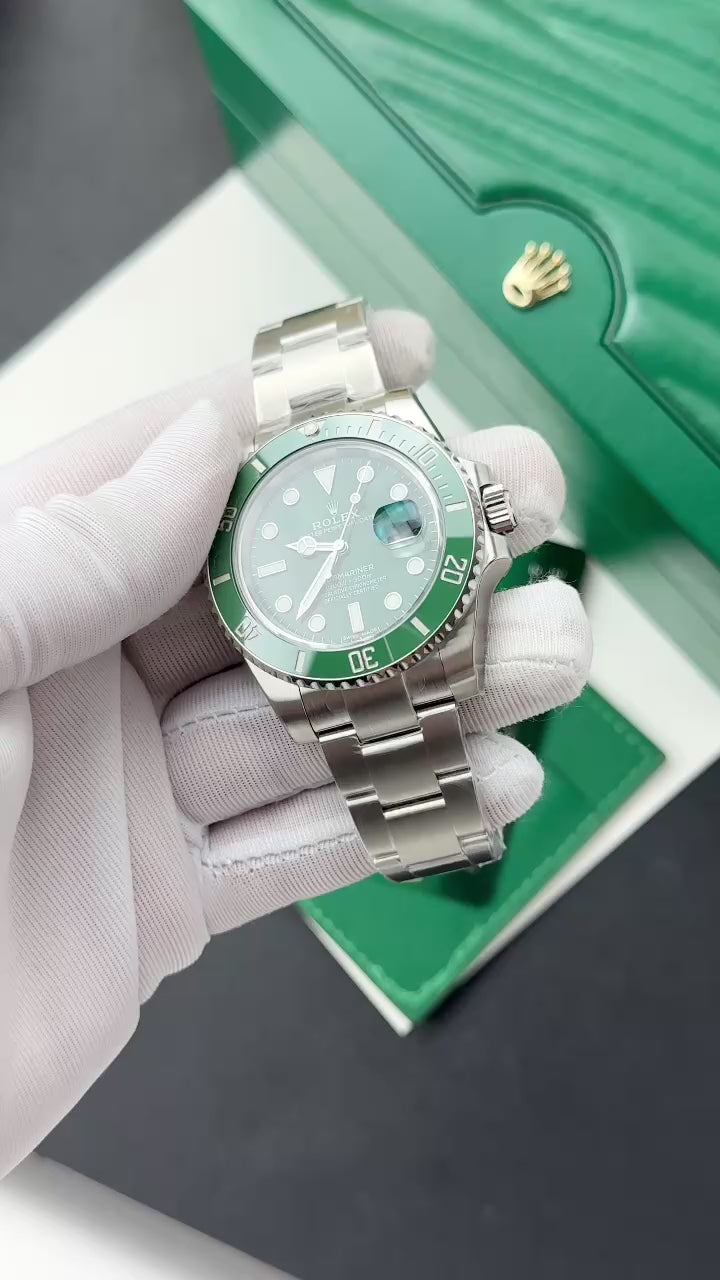 Secure folding closure of the 904L steel Oyster bracelet Rolex Submariner Starbucks 41mm V3 replica