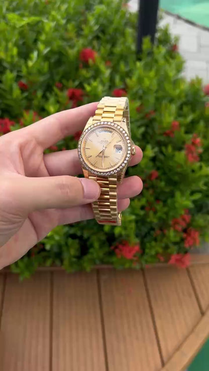 Rolex Day-Date Best Replica Watch Diamond Bezel Champagne Dial 40mm Clone