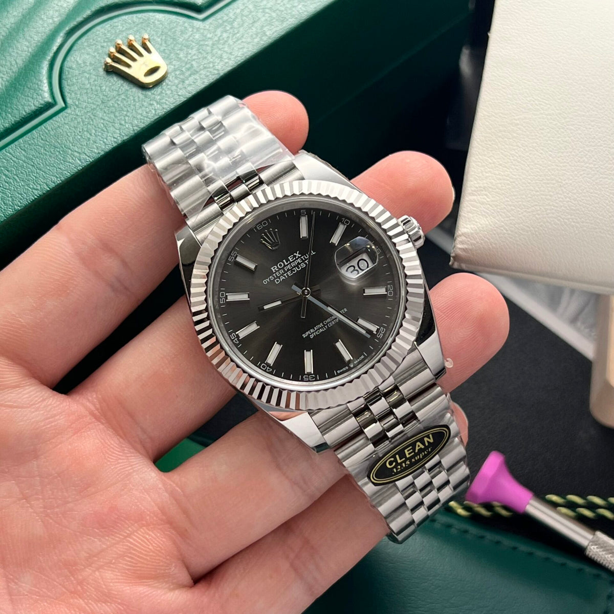 Metallic slate gray sunburst dial reflections with 3D raised markers and fonts Rolex Datejust V3 clone