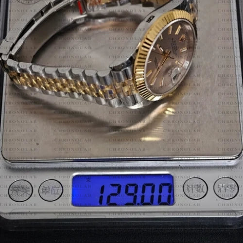 Βάρος ρολογιού Rolex Datejust 41mm Replica EW Factory σε ψηφιακή ζυγαριά ακριβείας