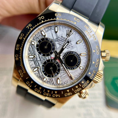 Black ceramic Cerachrom bezel and yellow gold wrapped case Rolex Daytona replica