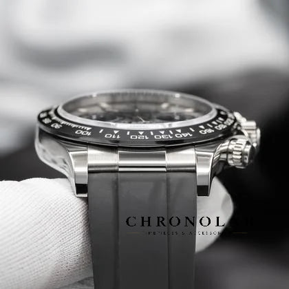 Screw down Triplock crown and chronograph pushers Rolex Daytona Ghost 116519LN white gold wrapped