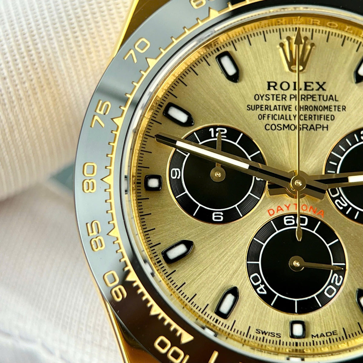 Clean Factory Rolex Daytona replica watch with GIC testing certificate and box