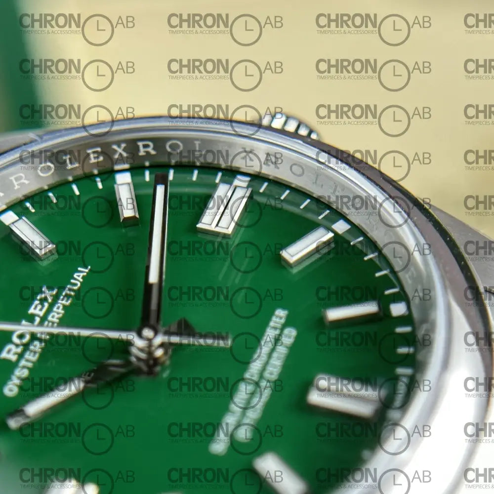 Rolex Oyster Perpetual 126000 Green Dial Clean Factory 36mm Watches