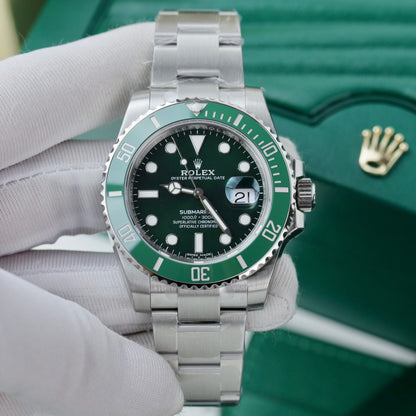 VS Factory V3 Batch Rolex Submariner Date 126610LV Starbucks replica watch complete set with luxury green box